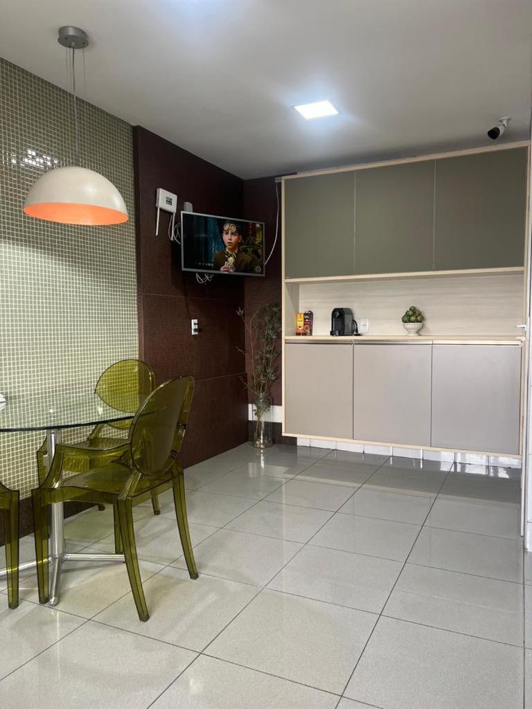 Em Edificio 100% Mobiliado Temporada Manaus