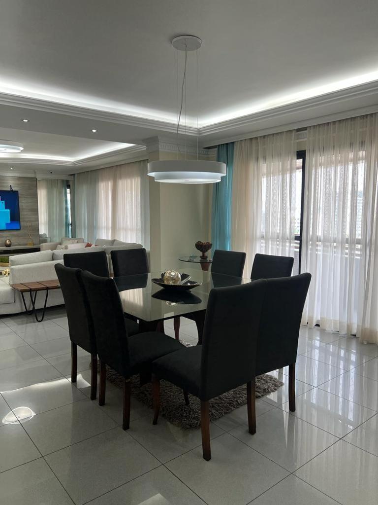 Em Edificio 100% Mobiliado Temporada Apartment *
